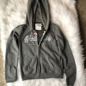 Hollister NWT XS Hoodie Zipper With Pockets